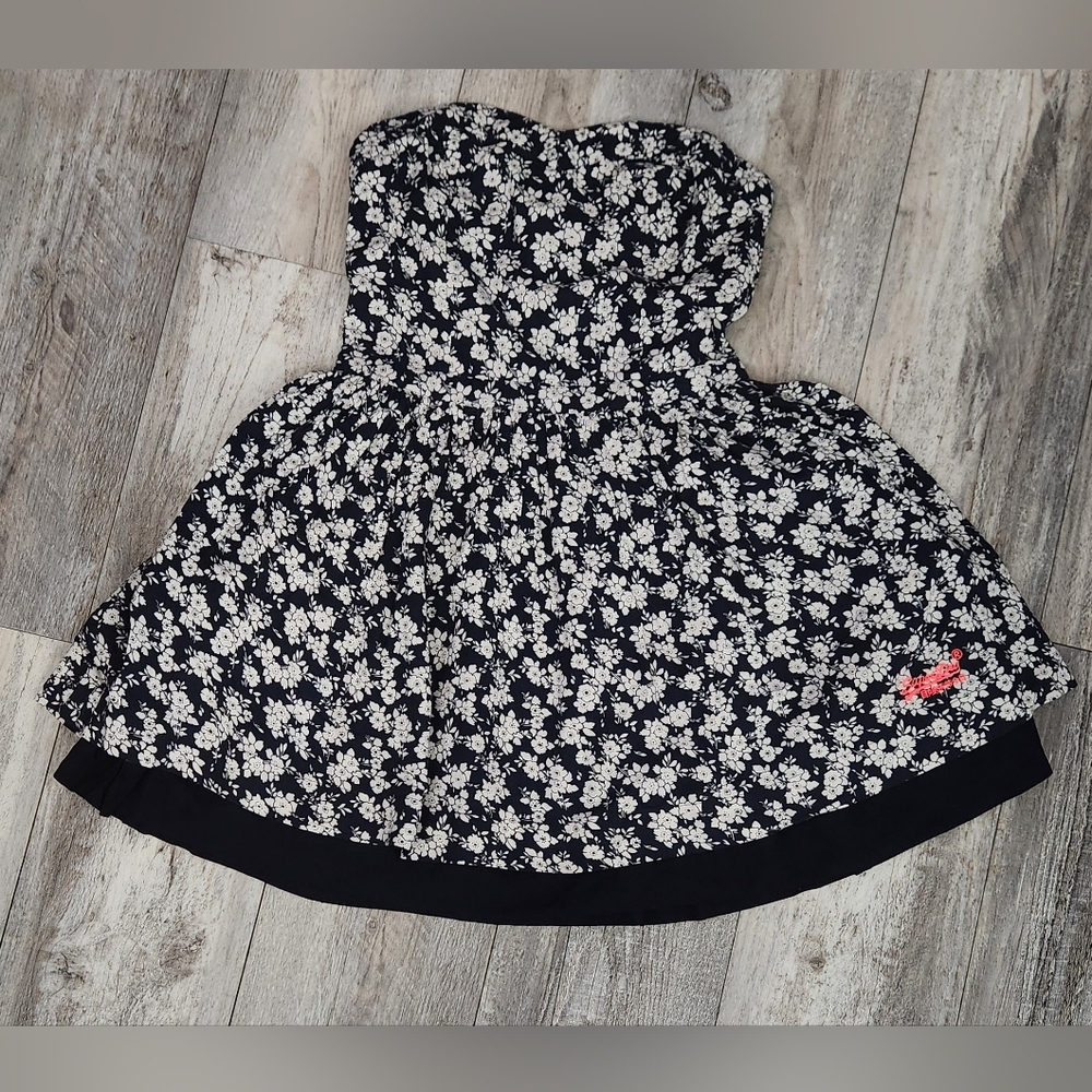 Superdry Navy Blue & White 1950s Meadow Print Straplesss Mini Dress